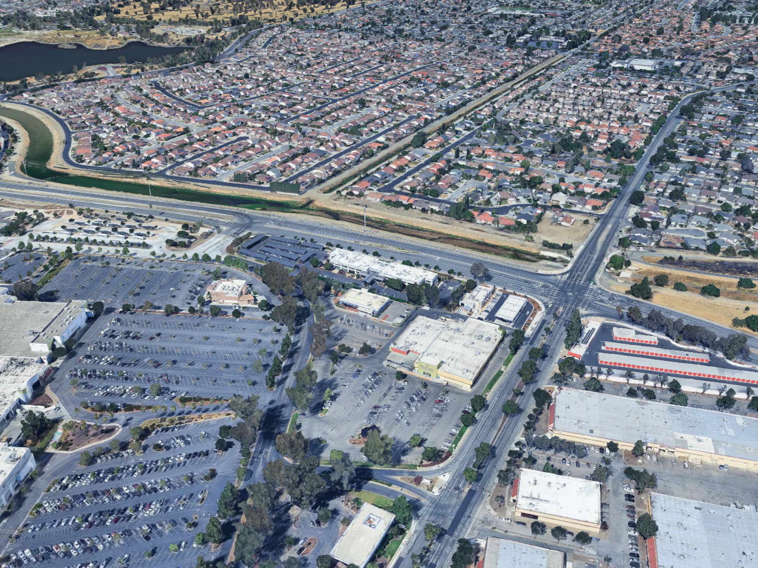 Aerial view of the SAN JOSE SolarPorts installation