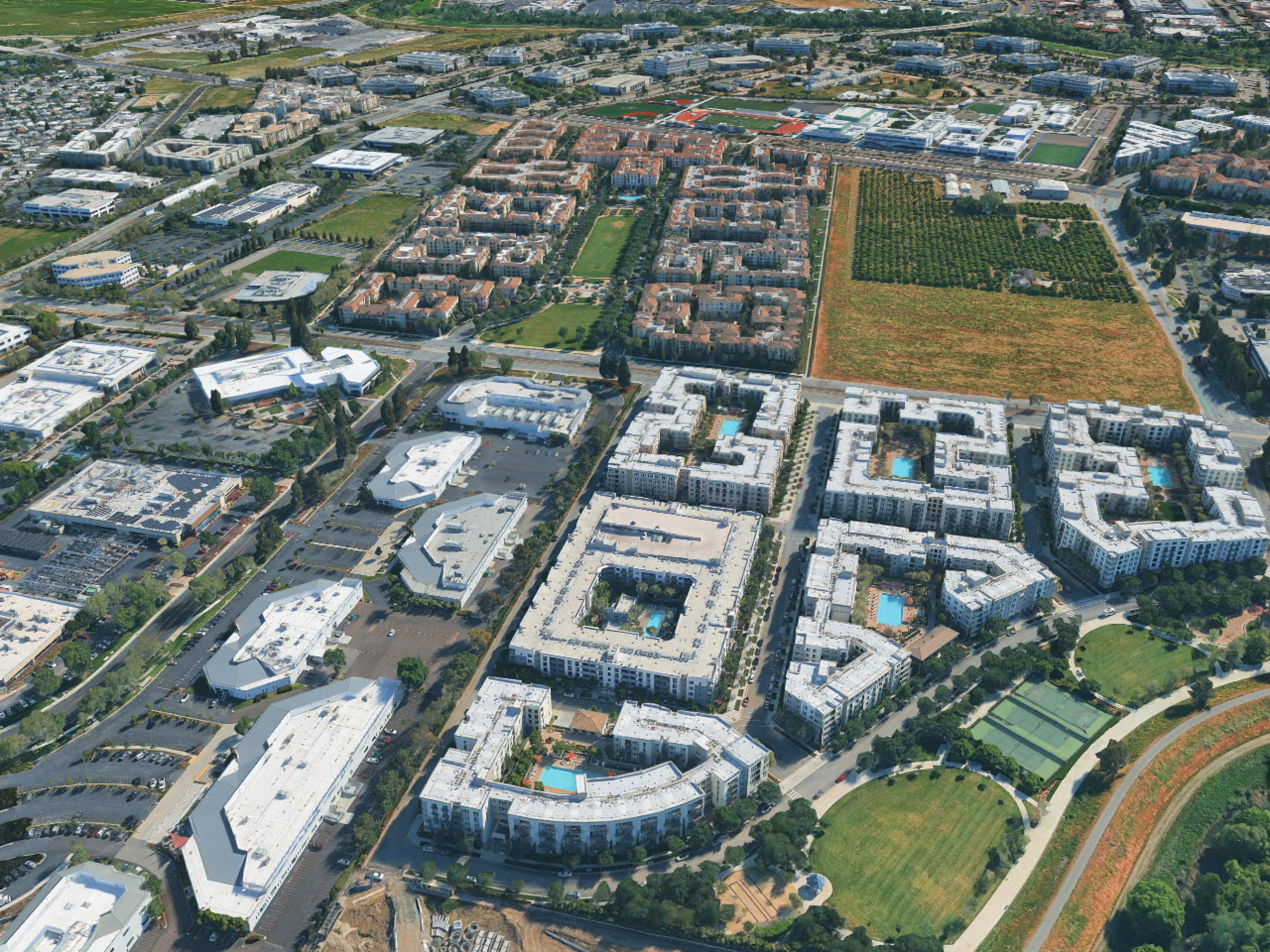 Aerial view of the SAN JOSE SolarPorts installation