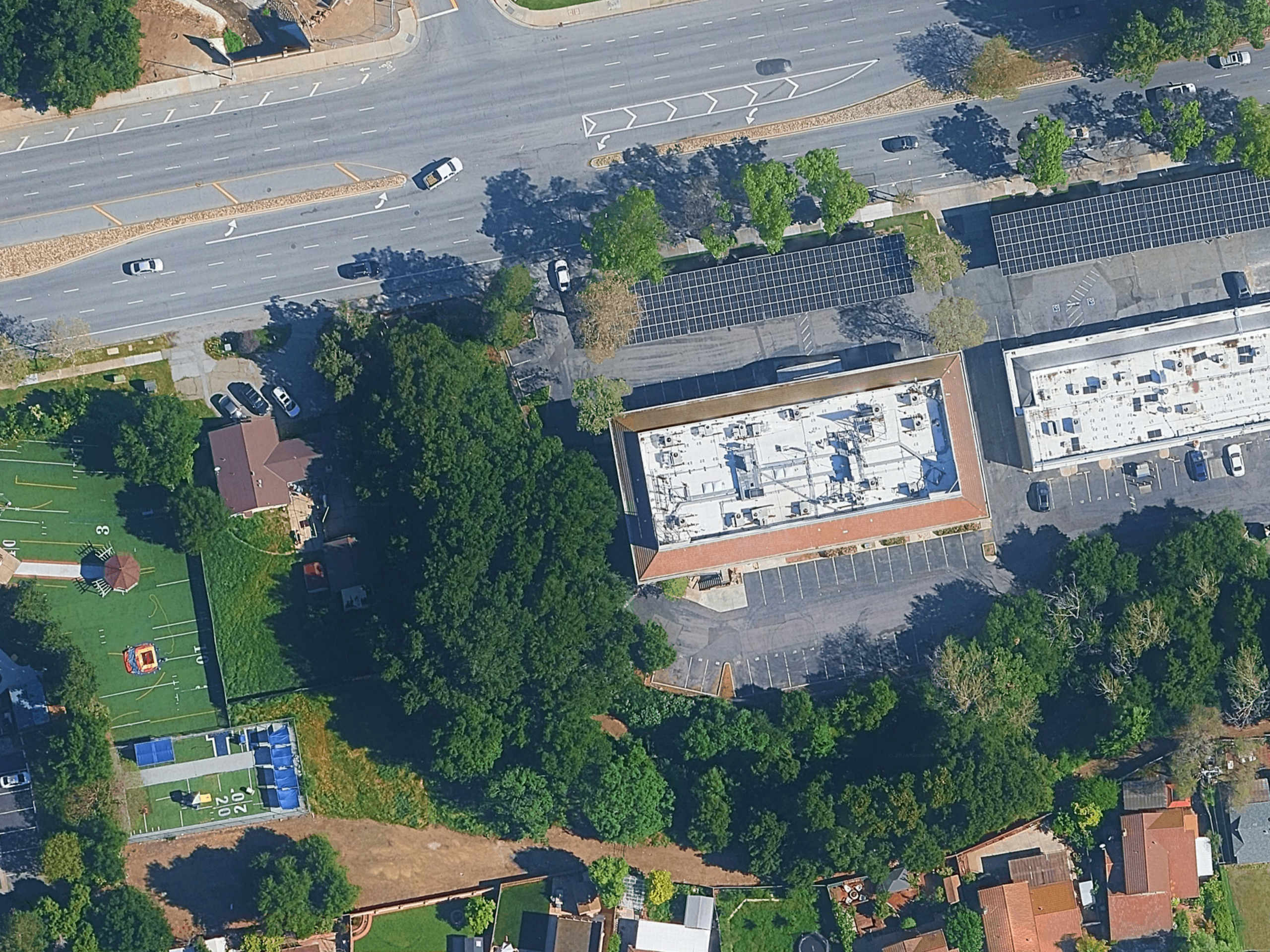Aerial view of the SAN JOSE SolarPorts installation