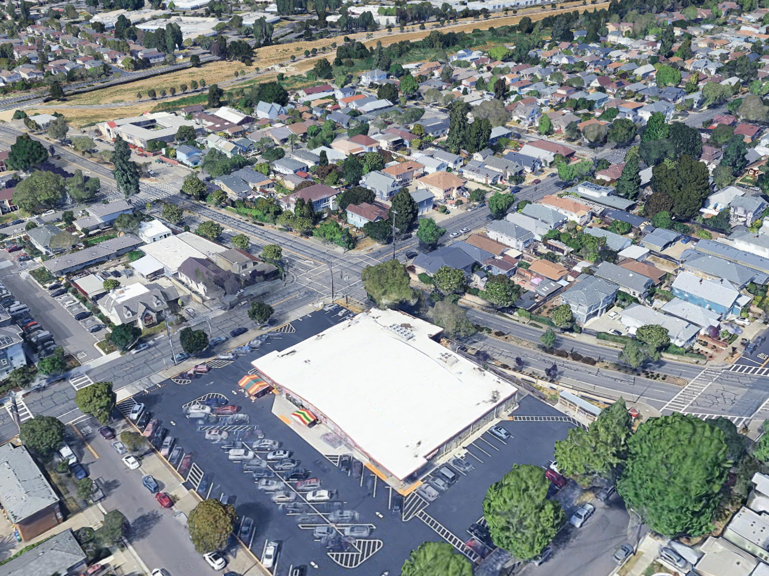 Aerial view of the ALAMEDA SolarPorts installation
