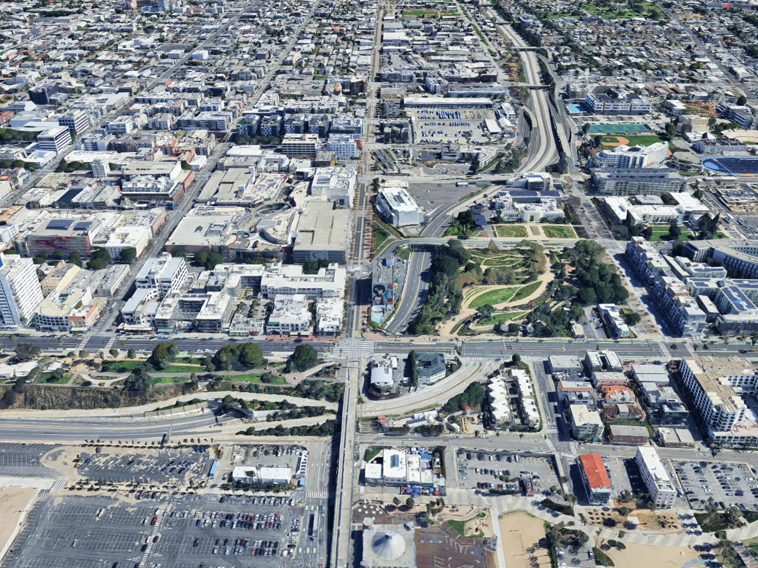 Aerial view of the SANTA MONICA SolarPorts installation